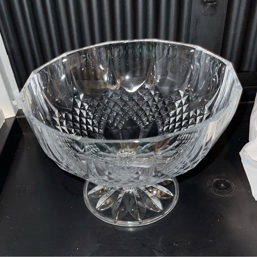 Elegant Crystal Bowl